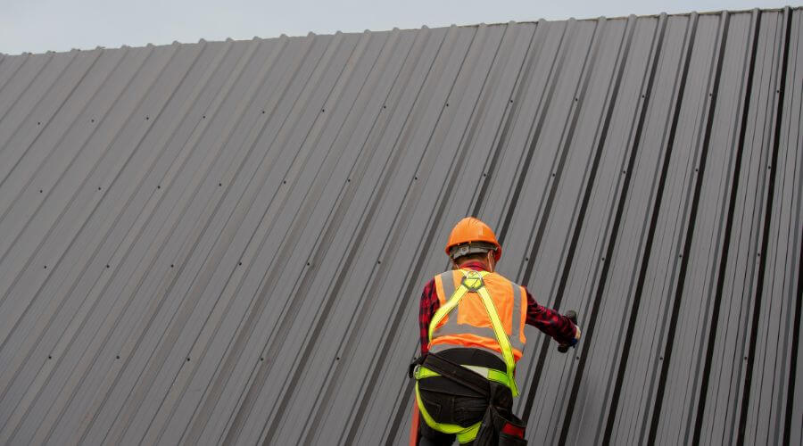 Professional metal roof installation services in Bluff Springs, IL